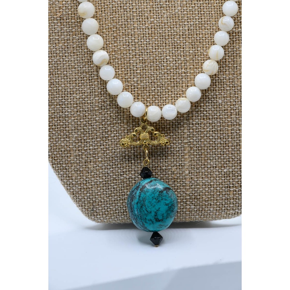 Beaded Necklace White Turquoise color Gold Tone Mother of Pearl Pendant